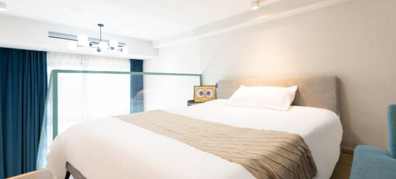 趣玩电竞公寓(杭州良渚文化村LGD电竞中心店)图片