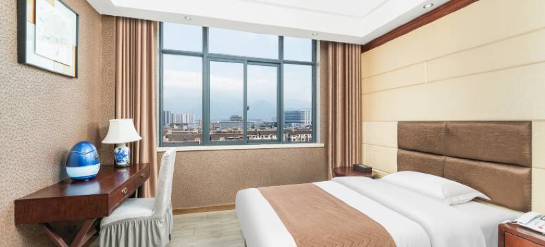 悦庐国际酒店(杭州桐庐富春江店)图片