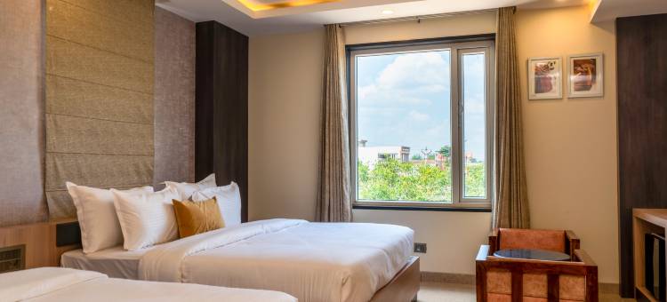 OPO Horizon Surbhi Grant,卡图夏姆(OPO Horizon Surbhi Grant,Khatu Shyam)图片