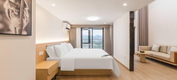 亚悦酒店(清远银盏站店)图片