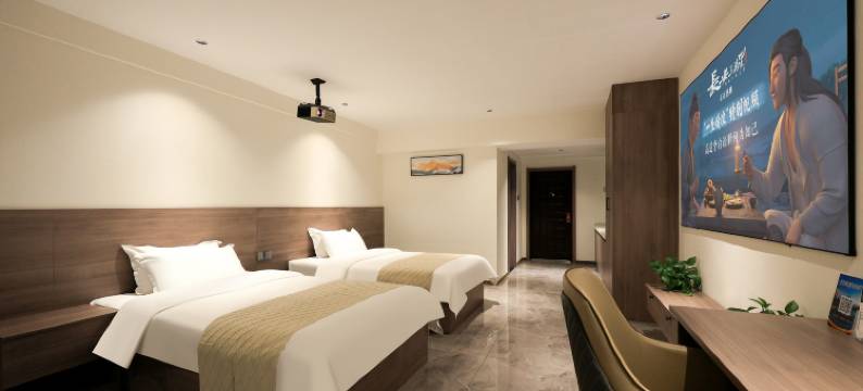 云端·澜居高空河景丨HighAltitude民宿(延吉延边大学网红墙店)图片