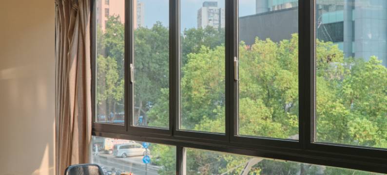 她说青年女生宿舍(南京新街口珠江路店)图片