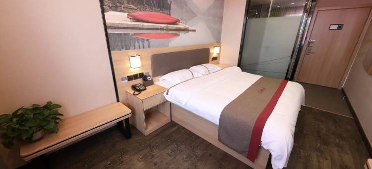 正华精选酒店(胶州收费站青银高速路口店)图片