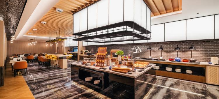 昆明•丽柏WAVESWEPT•MISTYSEA•设计酒店(昆明站环城南路地铁站店)图片