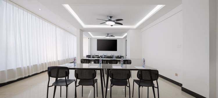 盛美时尚酒店(靖西龙潭湿地公园店)图片