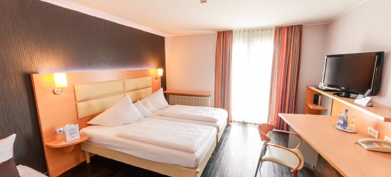 图加特-迪琴根广场贝斯特韦斯特酒店(PLAZA INN Stuttgart-Ditzingen)图片