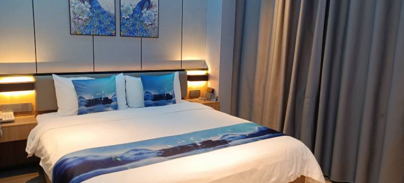 万泓商务酒店(沁阳汽车站店)图片