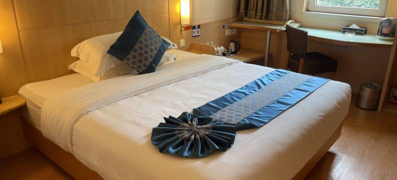 江门柏丽酒店(侨乡三十三墟街店)图片