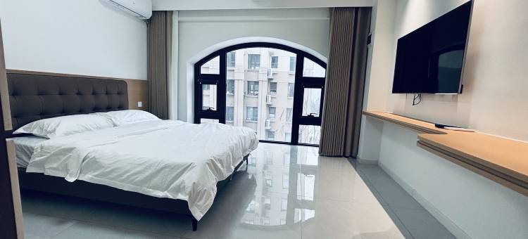 金爵万象澜鲸鱼民宿(哈尔滨西站万达广场店)图片