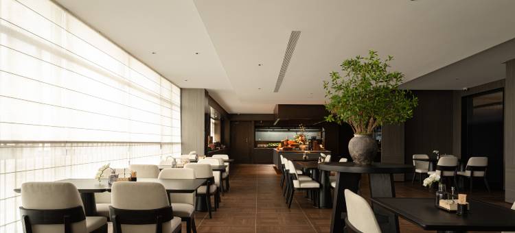 六安火车站星河解放广场亚朵酒店图片