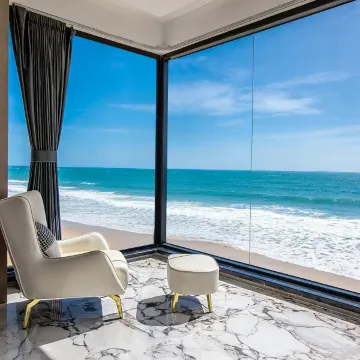 三亚熊猫爱上海·海景轻奢美宿(天涯海角店)图片