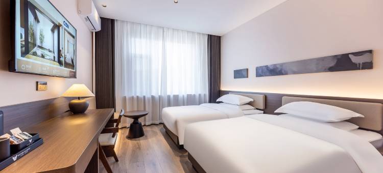 文华丽景·欢住酒店(人民公园·岷州不夜城店)图片