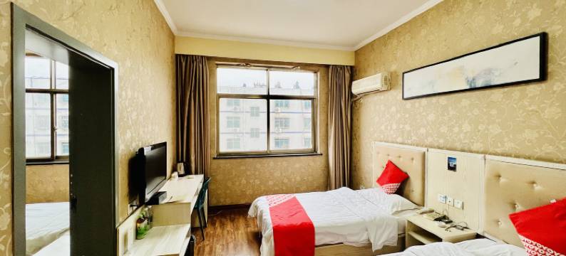 华悦时尚酒店(巩义新华北路大宋美食城店)图片