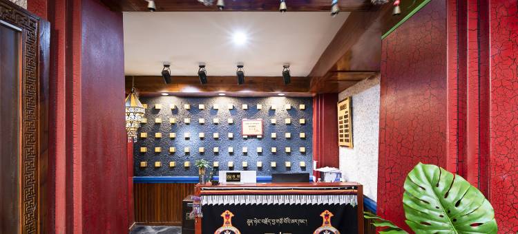 拉萨君恒主题酒店(大昭寺八廓街店)图片