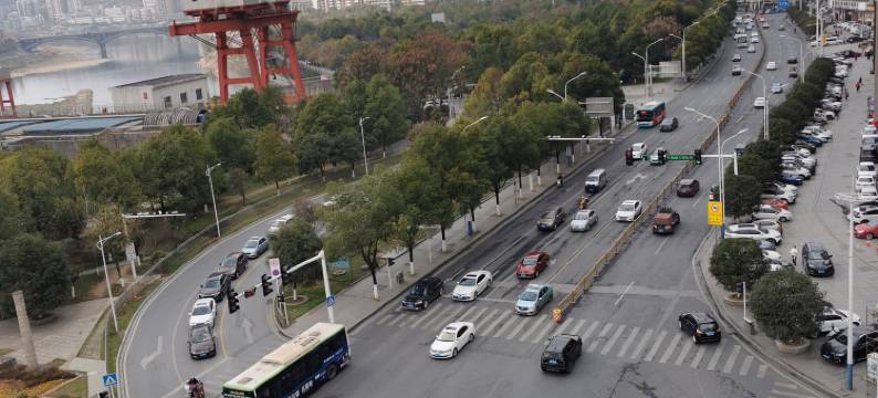 冷水江城市之家酒店(万盛锑都广场店)图片