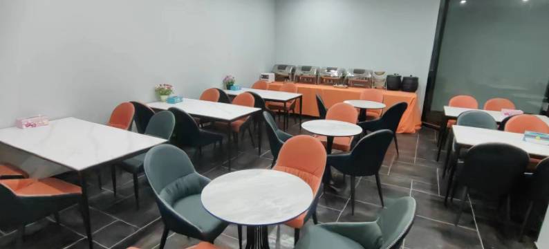 四季美景酒店(襄阳民发商业广场店)图片