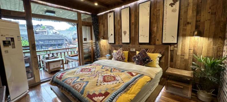 古童临江客栈(凤凰虹桥店)图片