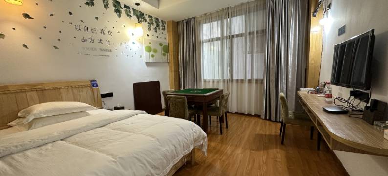 长悦人特色民宿(武陵源汽车站店)图片