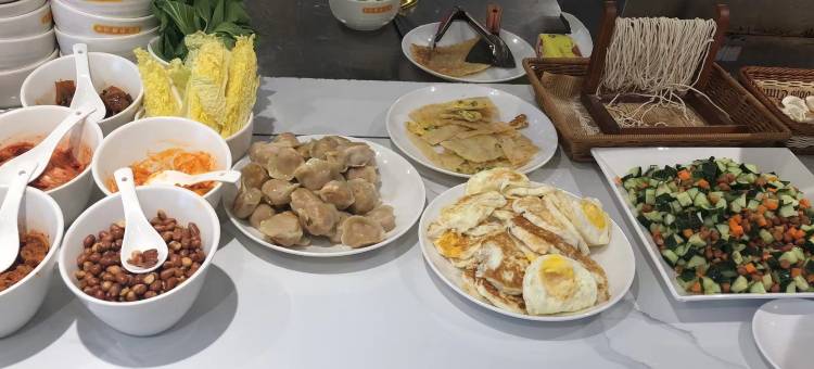 如家睿柏·云酒店(鞍山火车站万象汇店)图片