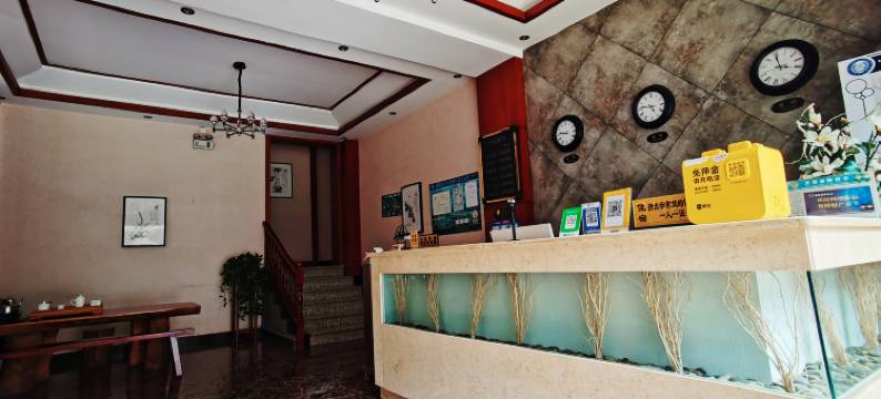 弥勒湖瑞酒店(湖泉生态园店)图片