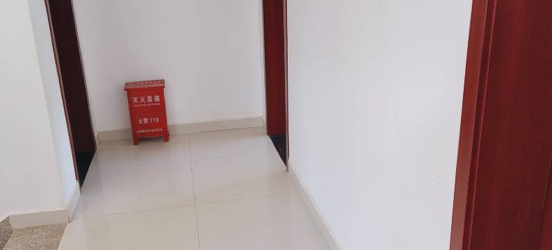 龙坡里客栈图片