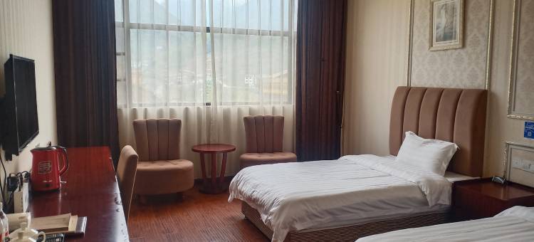 屏山聚贤山庄图片