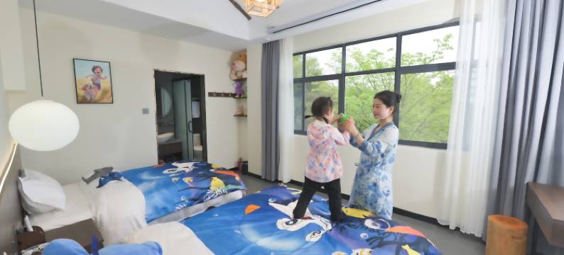 武当山伴山民宿(南岩店)图片