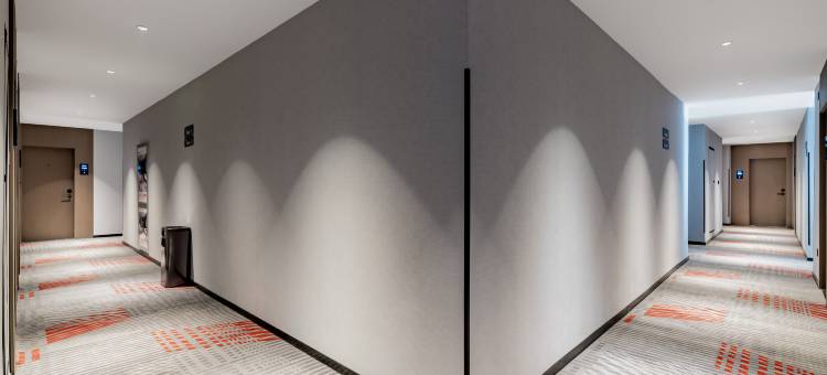 骏怡连锁酒店(呼钢南路地铁站店)图片