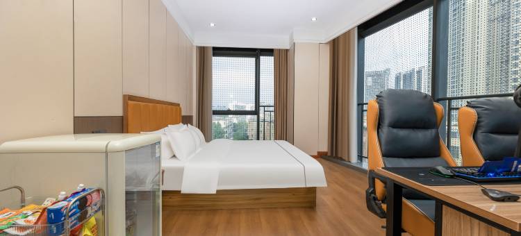 网鱼电竞酒店(合肥绿地赢海朱岗地铁站店)图片