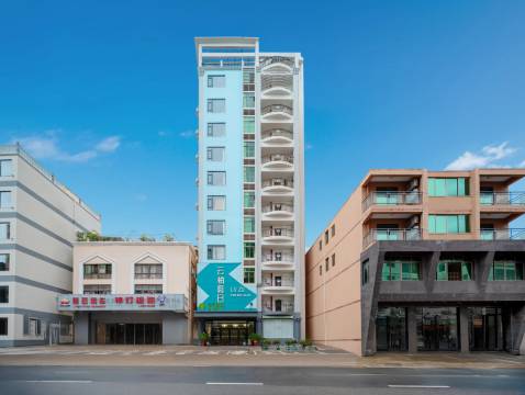 云柏酒店(三亚凤凰国际机场店)