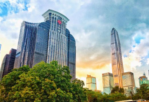 Sheraton Shenzhen Futian HotelHotel Overview
