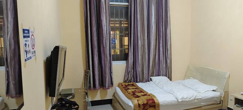 禄劝宏运来宾馆图片