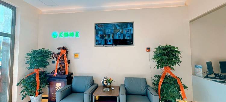 龙猫精灵酒店(库车幸福城店)图片