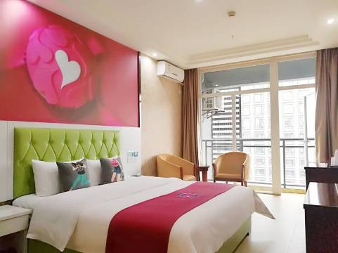 悦派酒店(重庆火车北站南广场店)