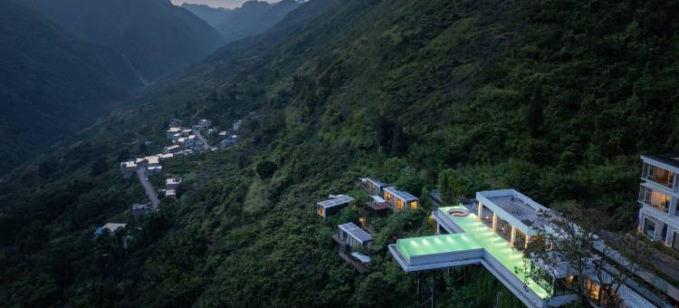 黄果树匠庐·阅山图片