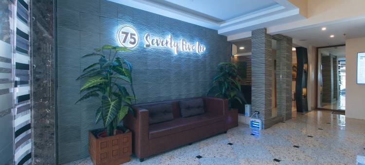 RedDoorz Plus @ Seventy Five Inn Near Manila Airport图片