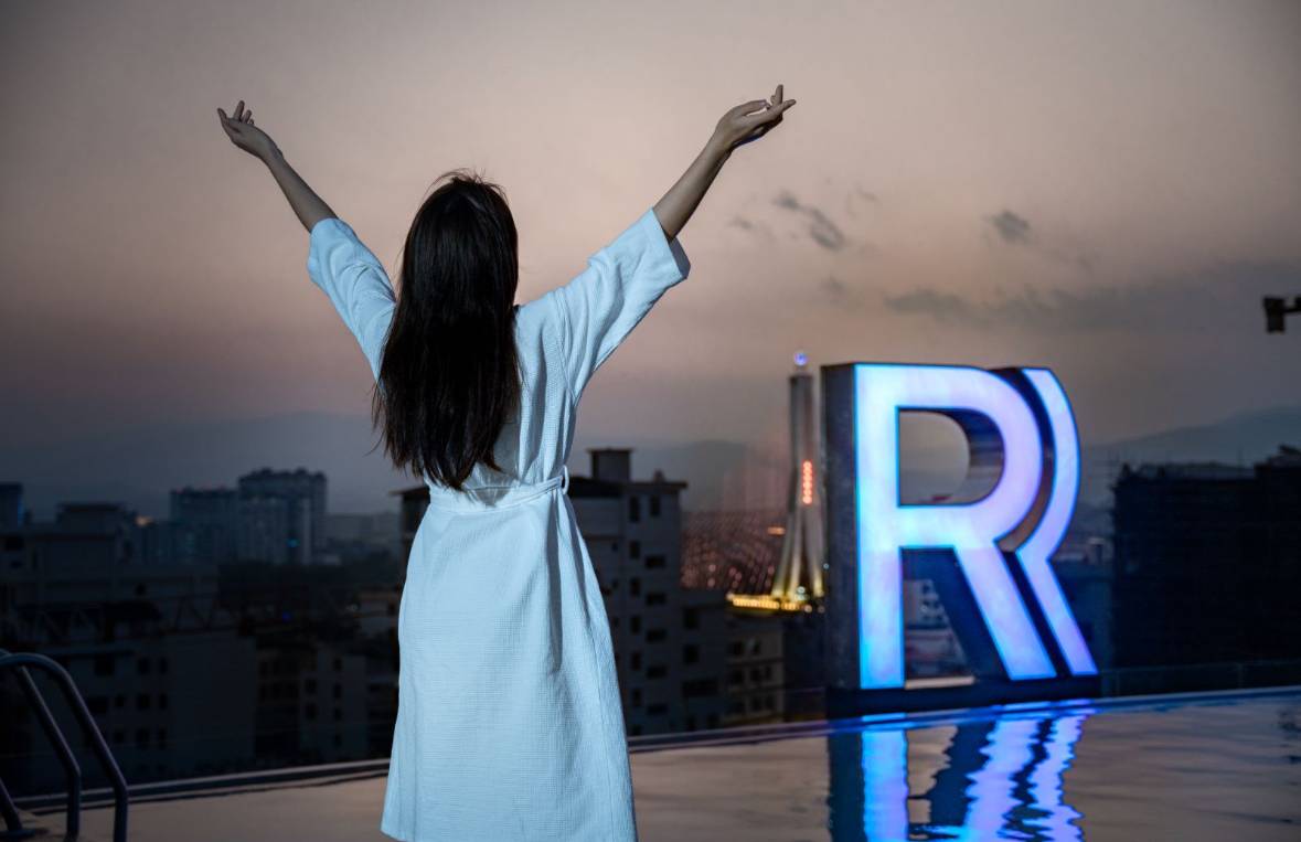 R蓉悦酒店(告庄西双景星光夜市店)图片