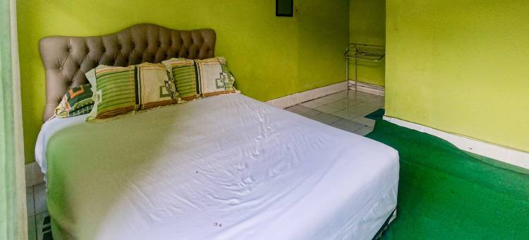 Hotel O 迪恩达哈尤靠近塔斯图拉广场(Hotel Dienda Hayu)图片