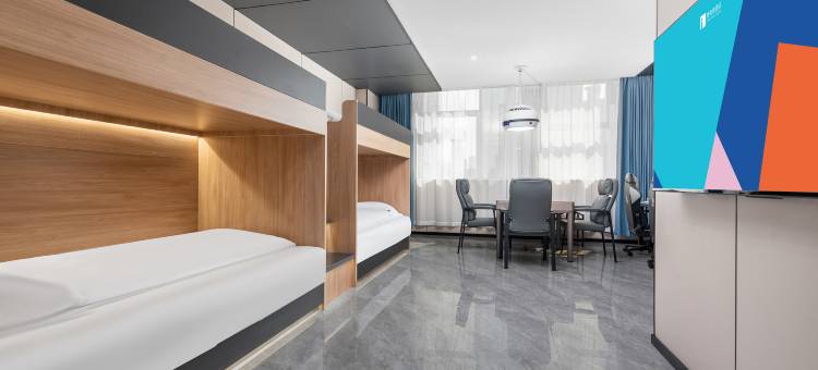 爱电竞酒店(南京新街口德基广场店)图片