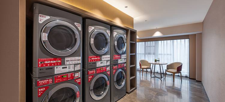 荆州监利怡程酒店图片