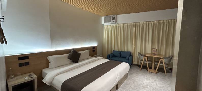 Terra Hotel Kawit图片