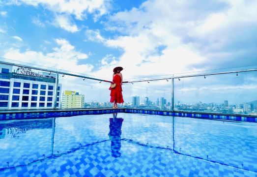 Ritzy Boutique Hotel Da NangHotel Overview