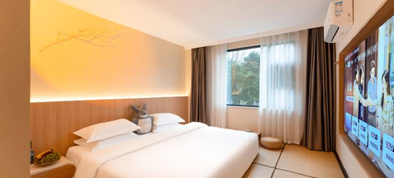 龙猫Hotel酒店(河南科技大学洛阳理工学院店)图片