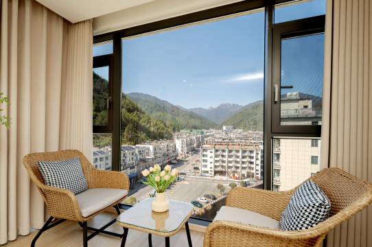 漫山云隐酒店(黄山风景区南大门店)图片