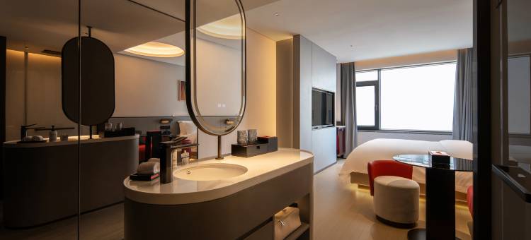 万墨VANMO酒店(五一广场贺龙体育馆店)图片