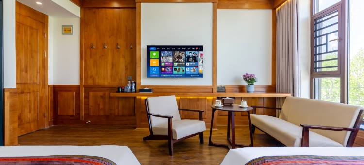 拉萨窄门酒店(八廓街店)图片