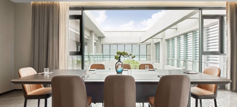 万丽河景酒店(灵山陆屋店)图片