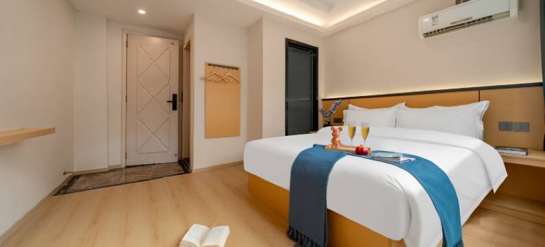 泊逸·臻品酒店(渠县人民医院财富中心店)图片