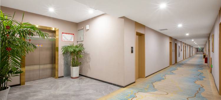 叶城亿豪酒店(叶城火车站店)图片