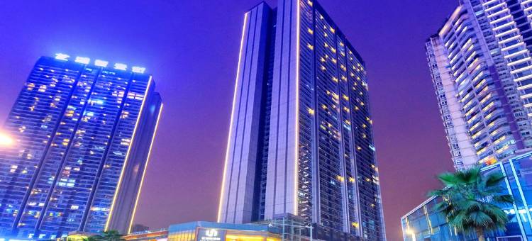 重庆观音桥丽呈睿轩酒店(红旗河沟轻轨站店)图片